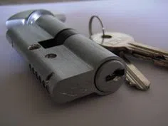 East Rockaway NY Locksmith Store East Rockaway, NY 516-730-9985 - broken-key-extraction